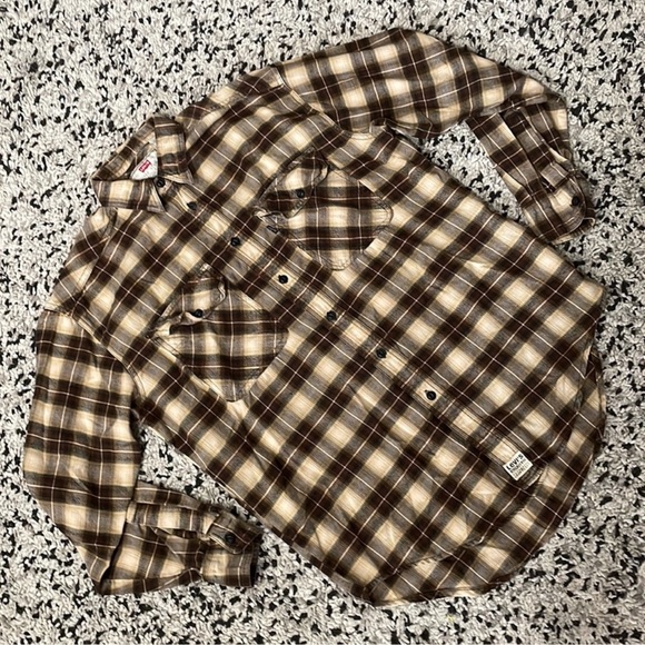 Levi's Long Sleeve Brown Plaid Lightweight Flannel Button Down Shirt Men's Small - Picture 3 of 11